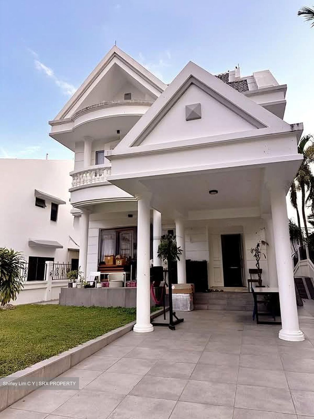 Valley Road (D19), Terrace #536314461